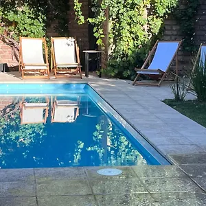 oeste-suites.hotelsmendoza.com/