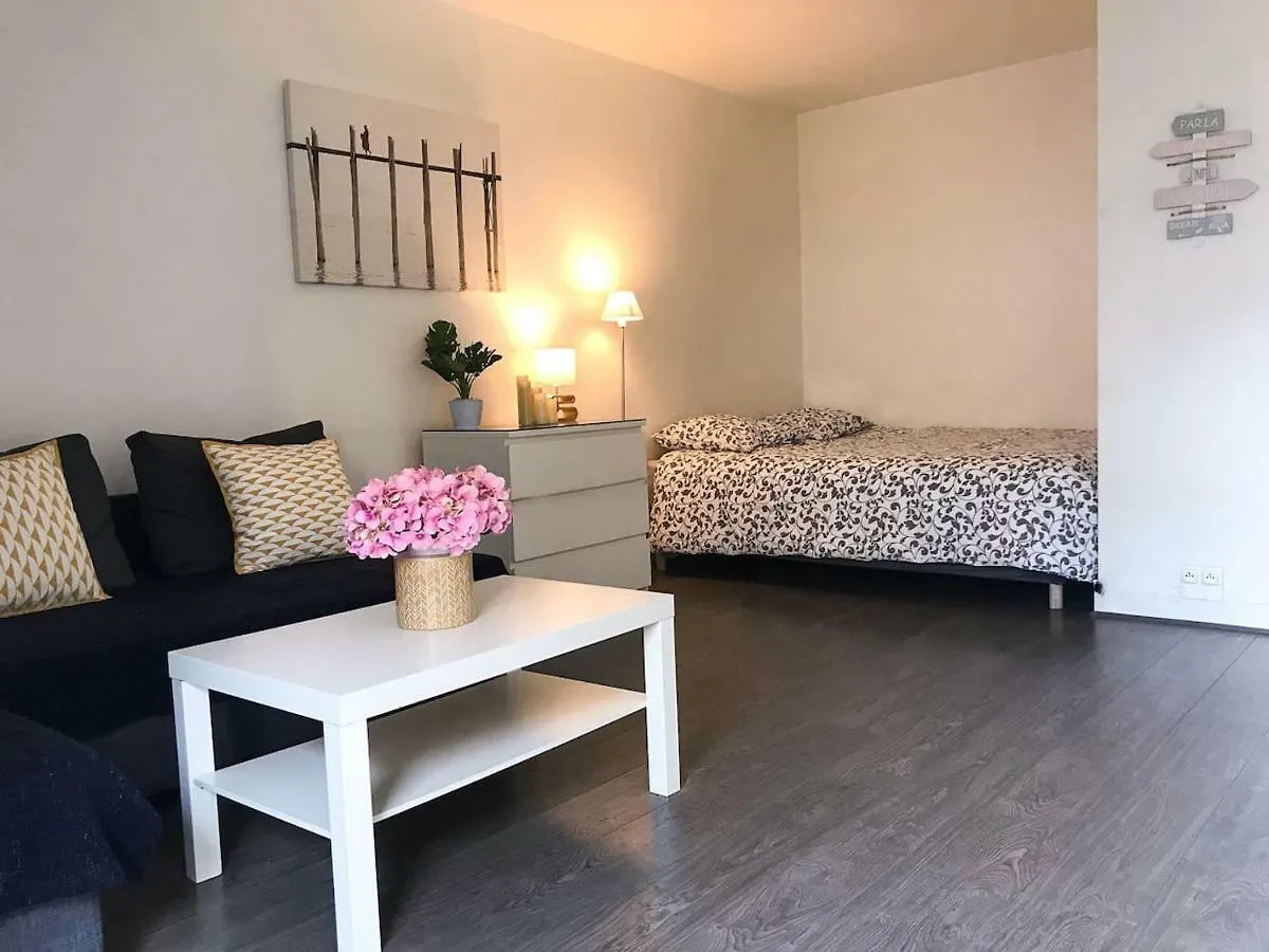 Apartment Lovely Flat Champs De Mars Eiffel Paris